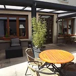 Logis Restaurant Du Cheval Blanc מלון Chamouilley