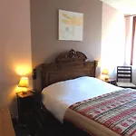 מלון Logis Restaurant Du Cheval Blanc Chamouilley