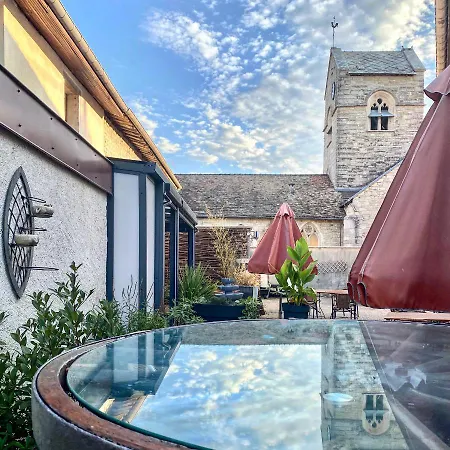Logis Restaurant Du Cheval Blanc Chamouilley