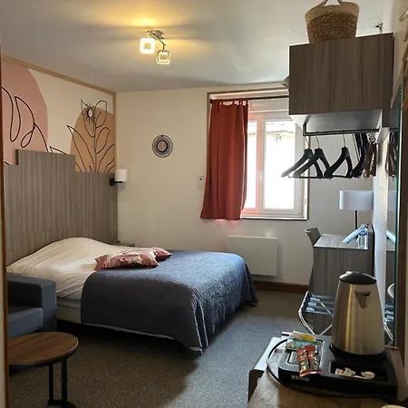 Hotel Du Cheval Blanc Logis 2*