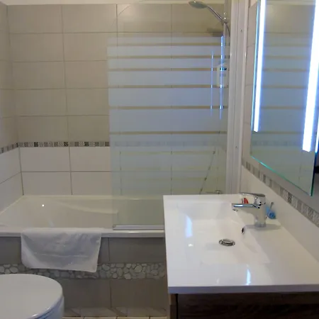 Hotel Du Cheval Blanc Logis 2*