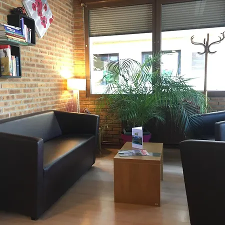 Du Cheval Blanc Logis 2*