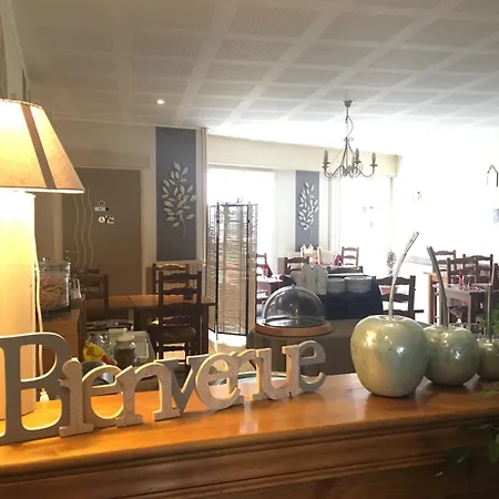 Du Cheval Blanc Logis Hotel 2*