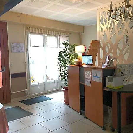 Logis Restaurant Du Cheval Blanc Chamouilley