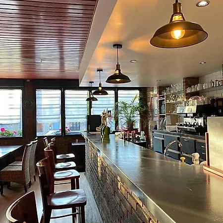 Logis Restaurant Du Cheval Blanc 2*