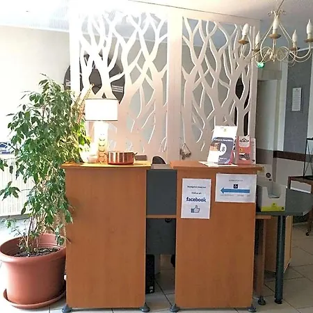 Logis Restaurant Du Cheval Blanc Hotell Chamouilley