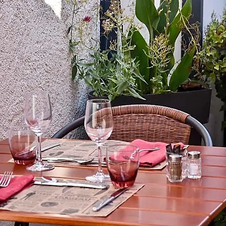 Logis Restaurant Du Cheval Blanc Chamouilley