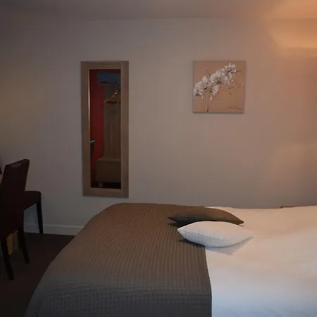Logis Restaurant Du Cheval Blanc 2*