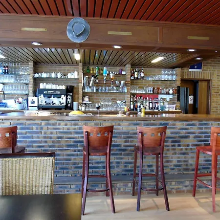 Logis Restaurant Du Cheval Blanc Chamouilley