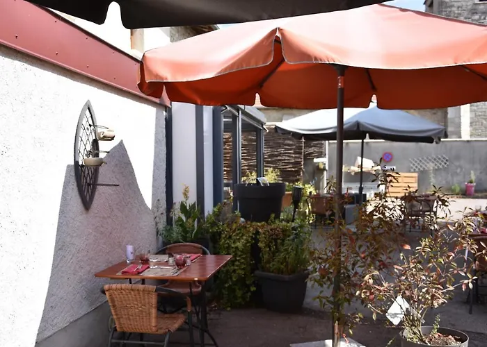 Logis Restaurant Du Cheval Blanc Chamouilley