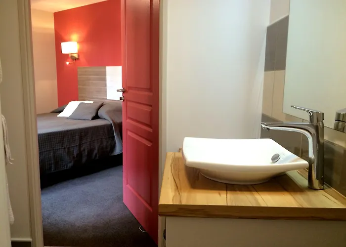 Logis Restaurant Du Cheval Blanc Chamouilley