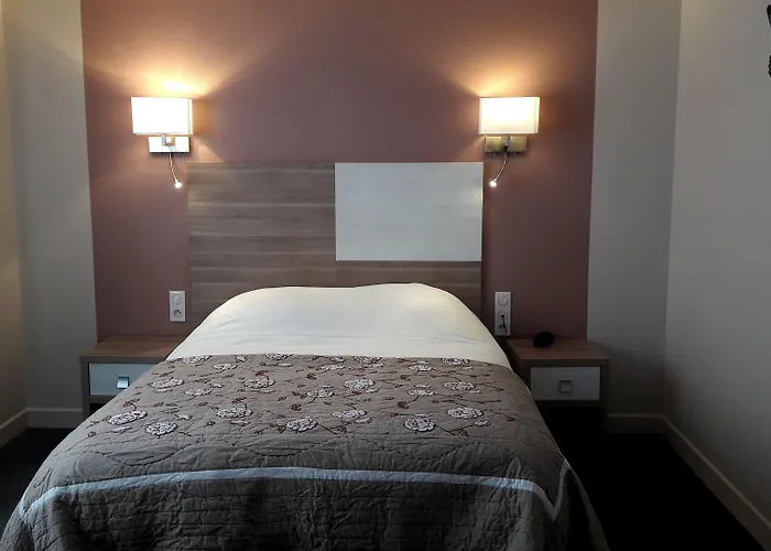 Ξενοδοχείο Logis Restaurant Du Cheval Blanc Chamouilley