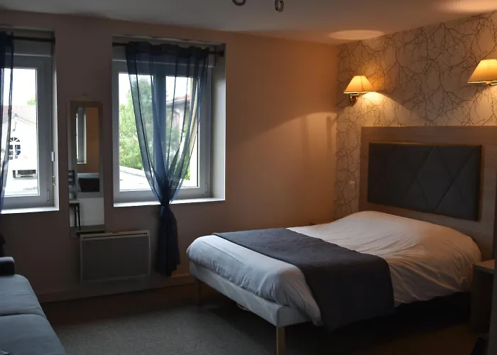 Logis Restaurant Du Cheval Blanc 2*