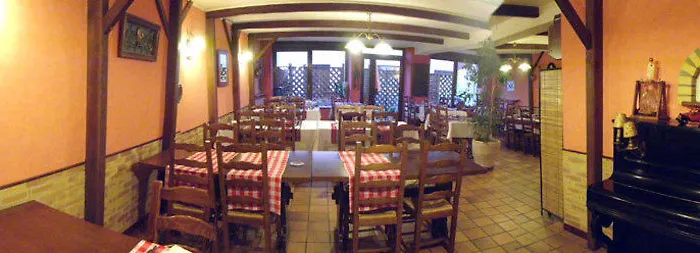 Logis Restaurant Du Cheval Blanc Ξενοδοχείο