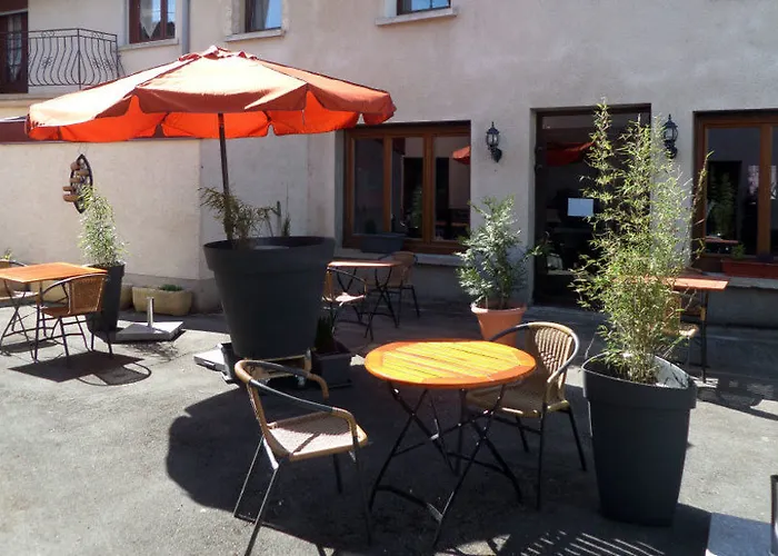 Ξενοδοχείο Logis Restaurant Du Cheval Blanc